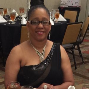 Meet your Posher, Stefanie